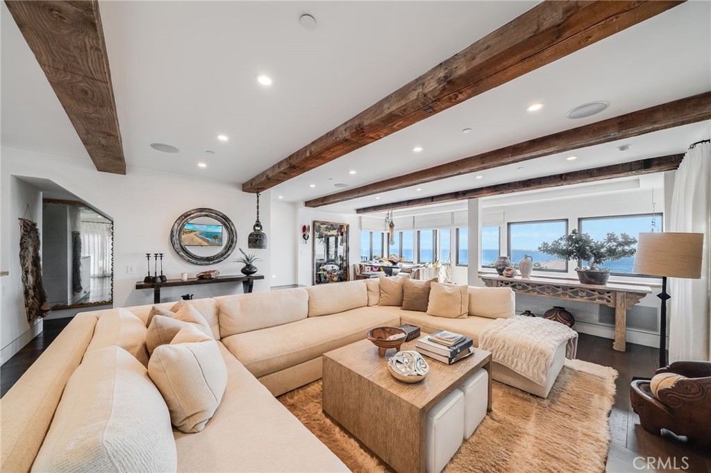 1920 Ocean Way Property Photo 8