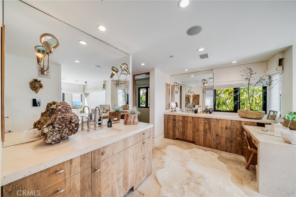 1920 Ocean Way Property Photo 24
