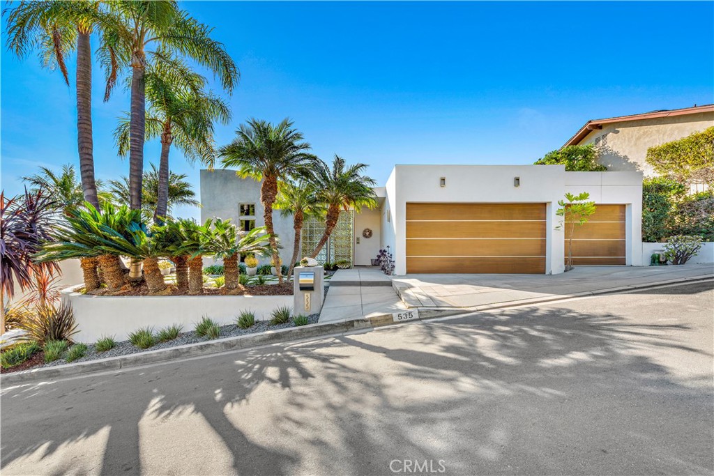 535 Dunnegan Drive Property Photo 1