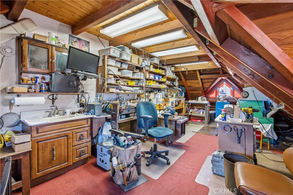 326 Forest Property Photo 14