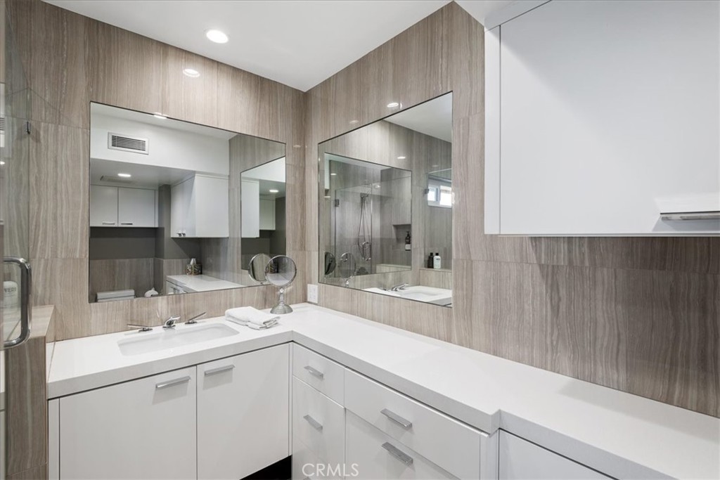 26411 Palisades Drive Property Photo 32
