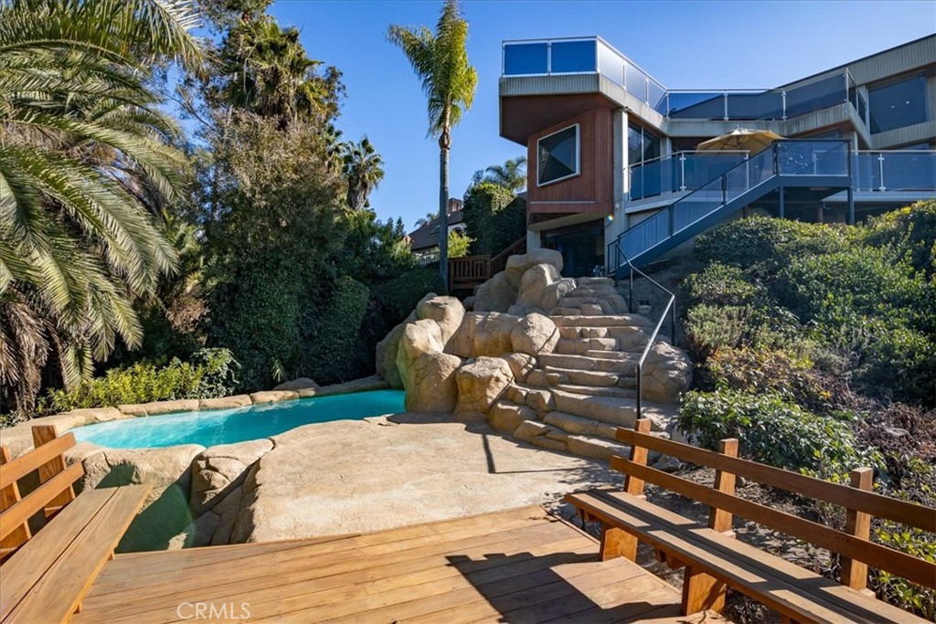 26411 Palisades Drive Property Photo 40