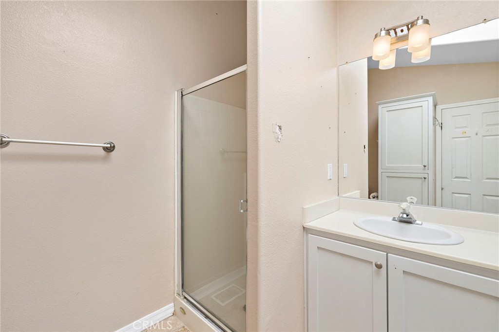 30802 Coast F9 Property Photo 17