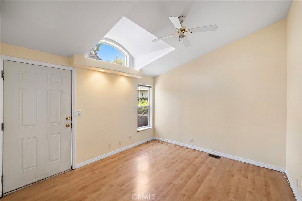 30802 Coast F9 Property Photo 19