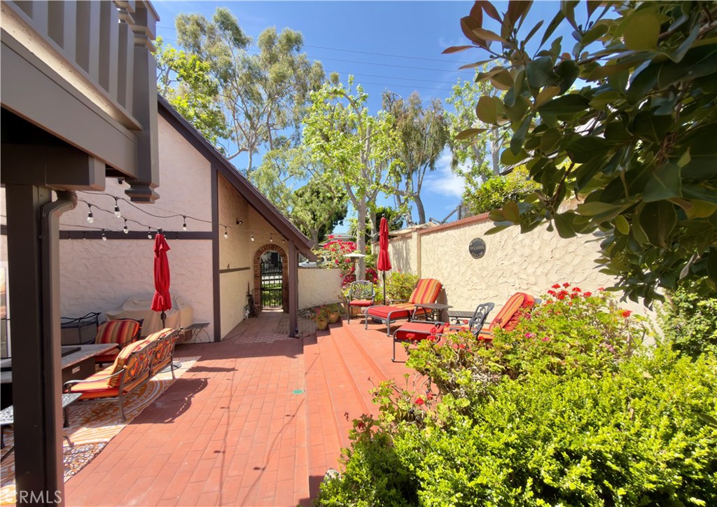 327 Aster Property Photo 13