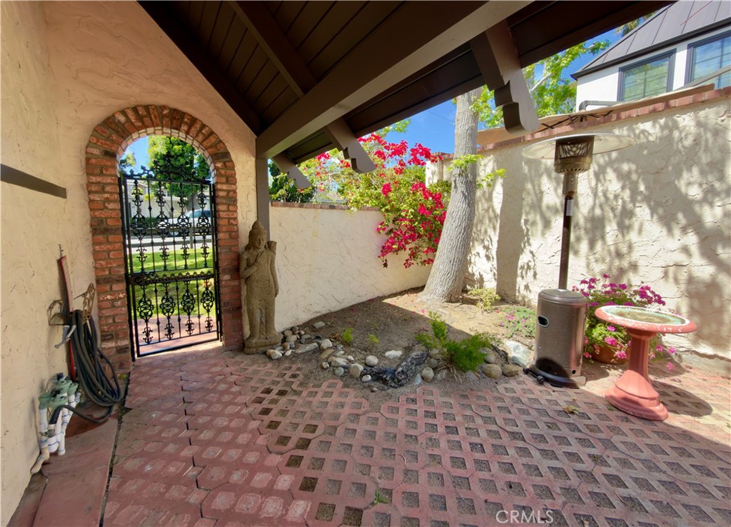 327 Aster Property Photo 15