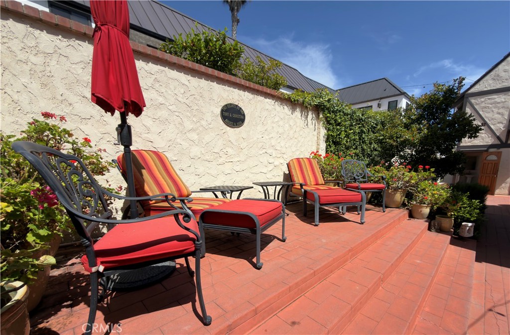 327 Aster Property Photo 16