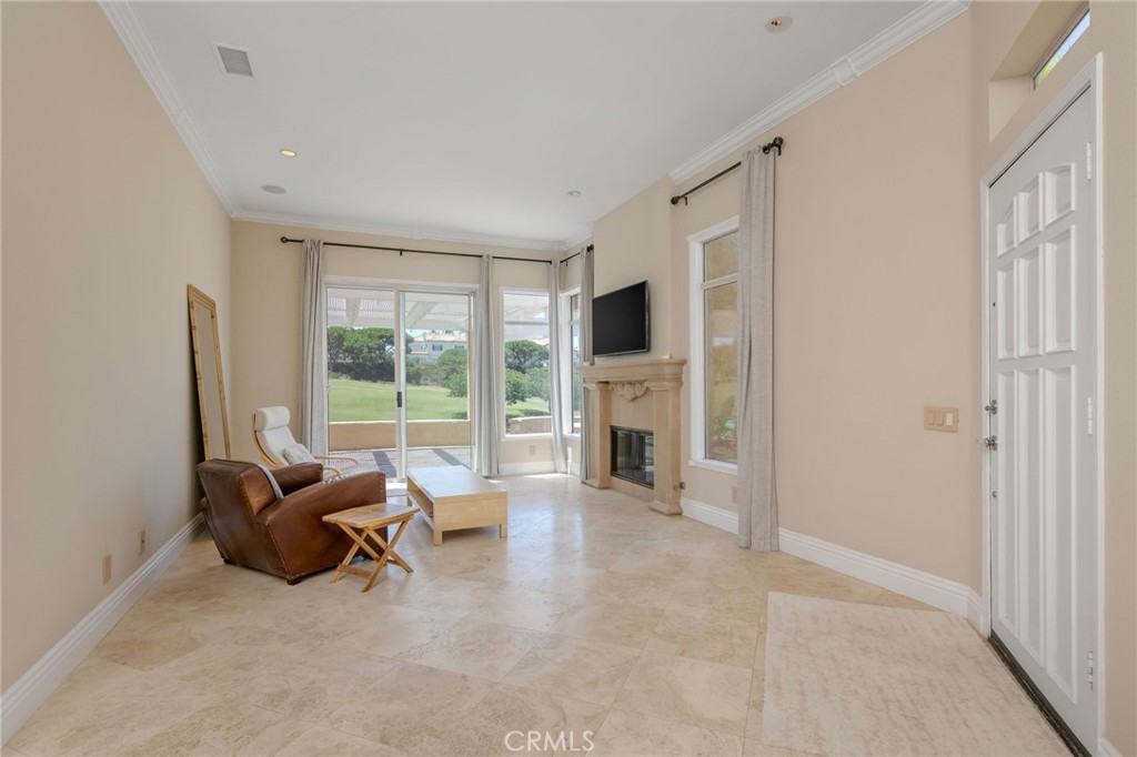 4 Reina Property Photo 10
