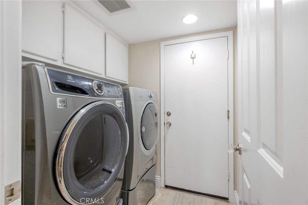 4 Reina Property Photo 15