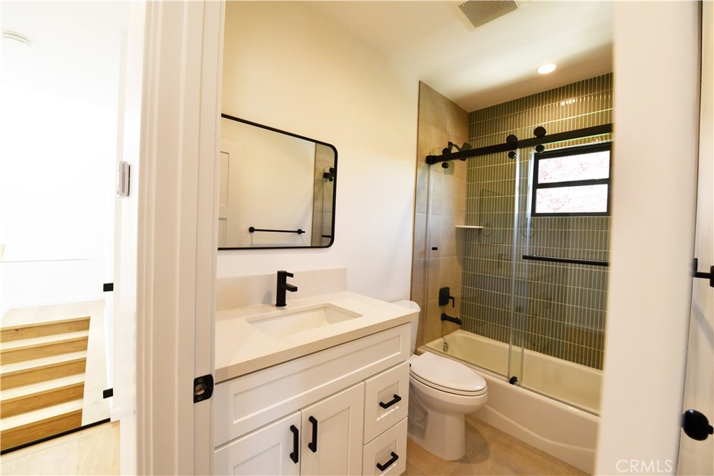 292 Granada Property Photo 10
