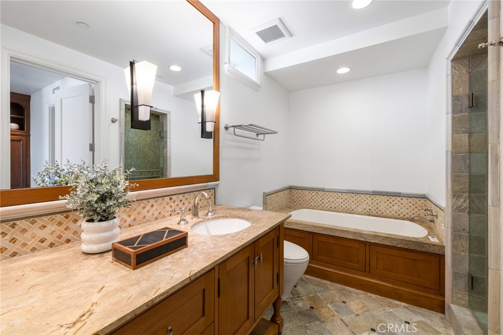 111 Brooks Street Property Photo 31