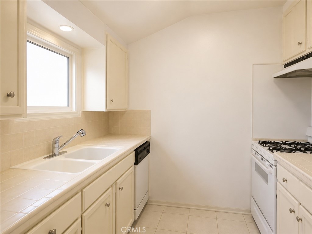 616 Cuprien Way Property Photo 46