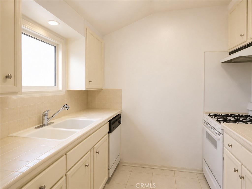 616 Cuprien Way Property Photo 46