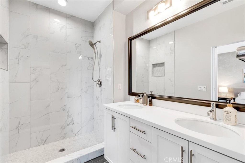 9 Abarrota Street Property Photo 10
