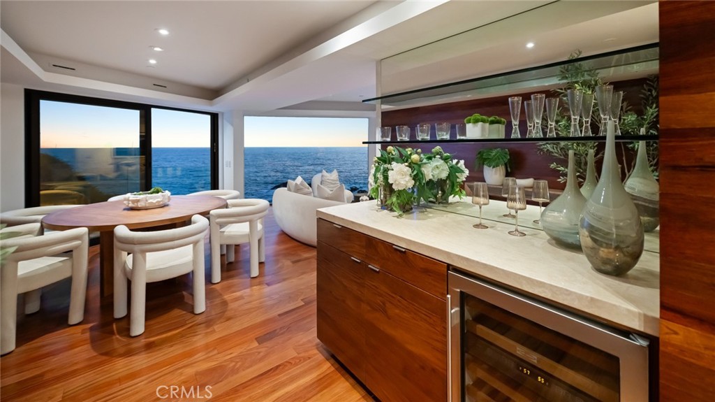 2049 Ocean Way Property Photo 10