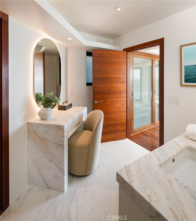 2049 Ocean Way Property Photo 17