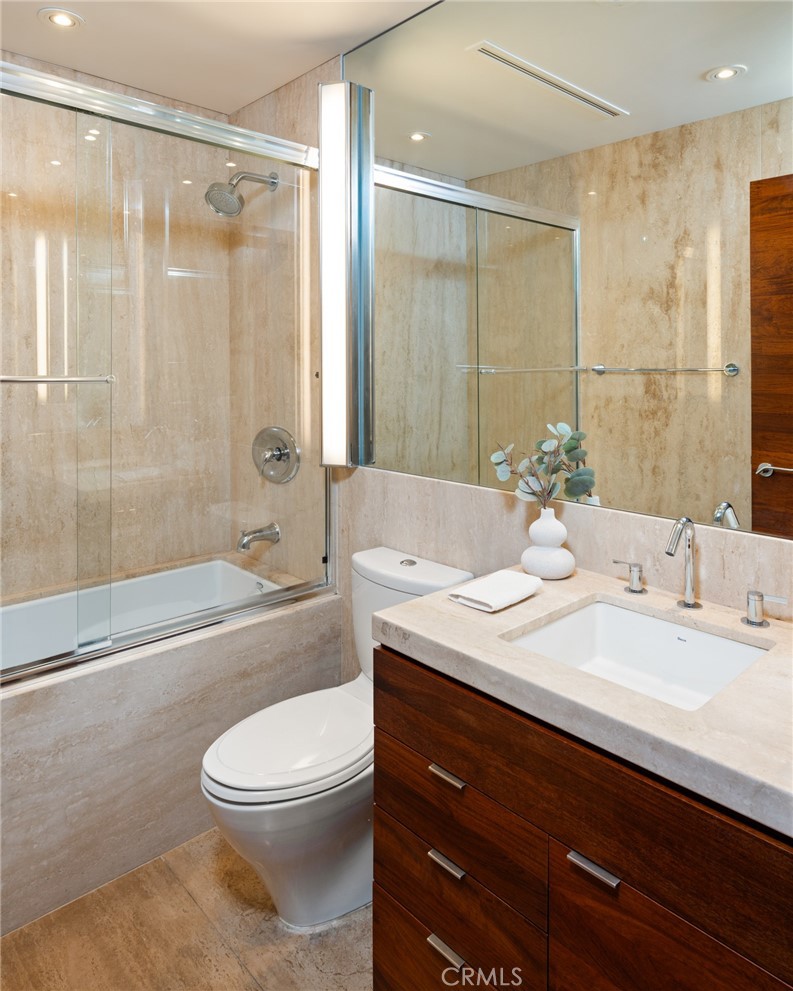 2049 Ocean Way Property Photo 20