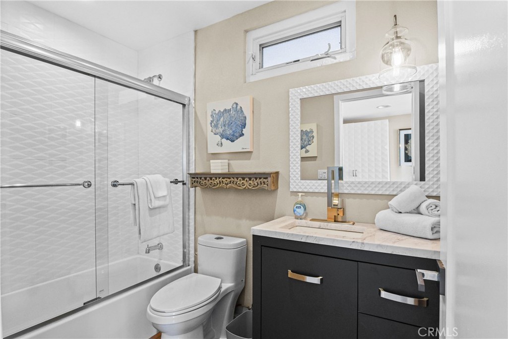 35091 Beach Road Property Photo 14