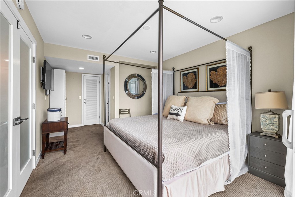 35091 Beach Road Property Photo 13