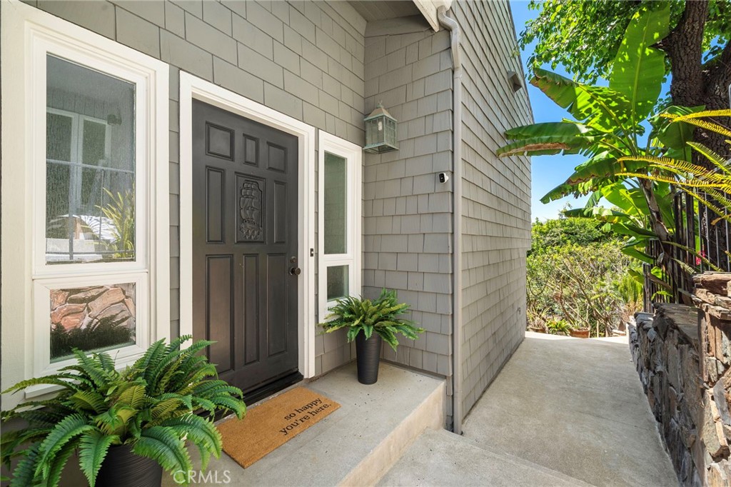 260 Arch Property Photo 3
