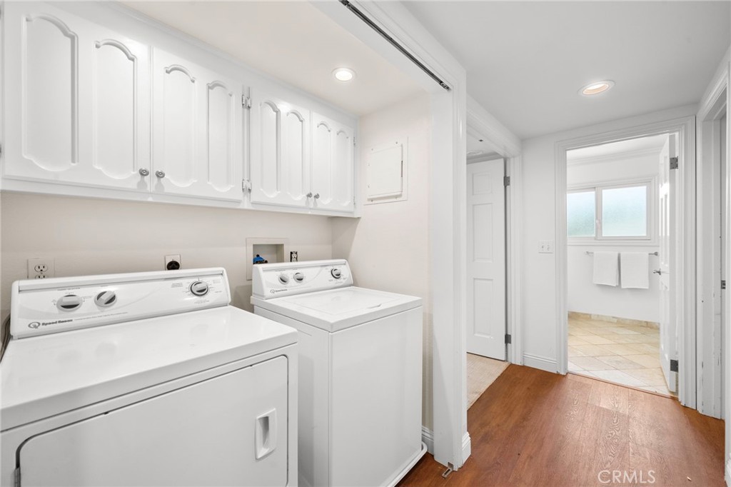 260 Arch Property Photo 16