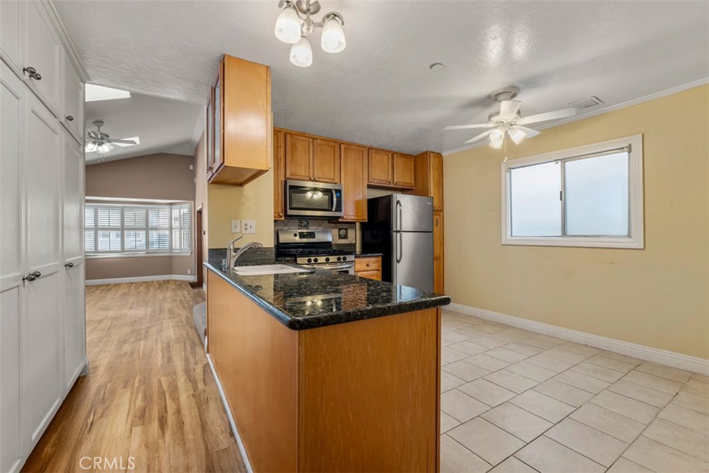 55 B Surfside Property Photo 13
