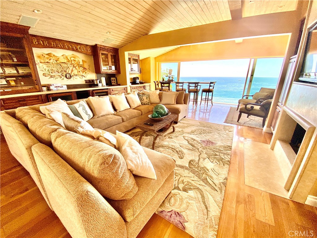 1137 Marine Drive Property Photo 8