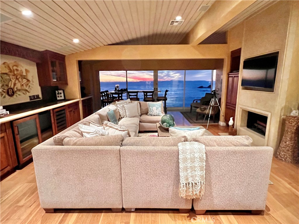 1137 Marine Drive Property Photo 17