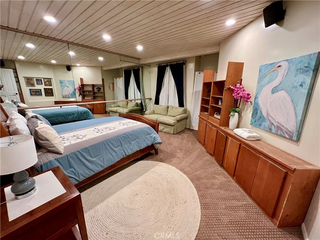 1137 Marine Drive Property Photo 25