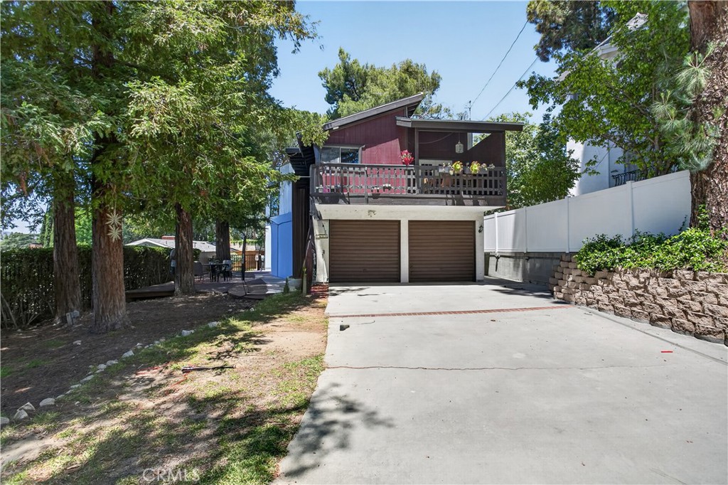 5625 Terrace Drive Property Photo 1