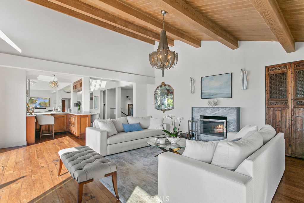 1010 Emerald Bay Property Photo 4