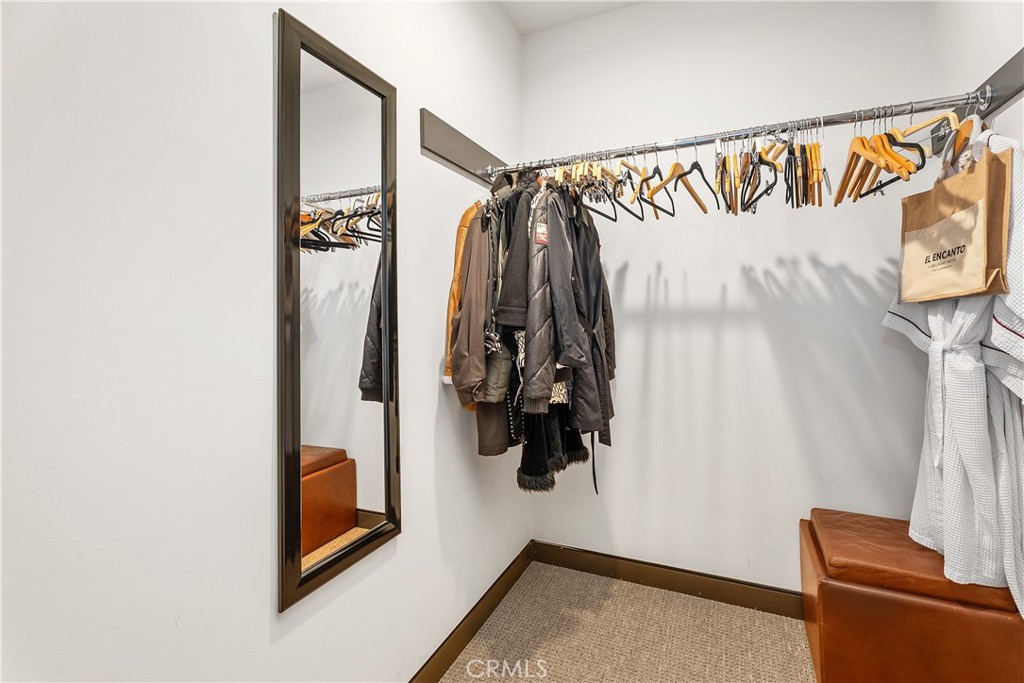 2378 Crestview Drive Property Photo 12