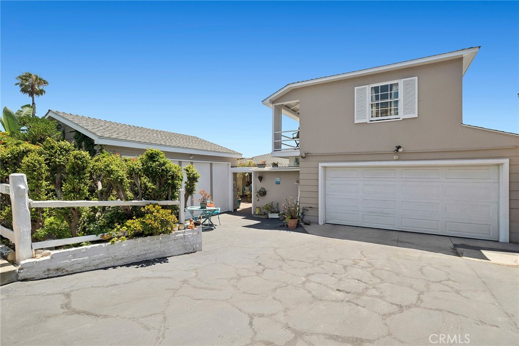 1665 Viking Road Property Photo 32