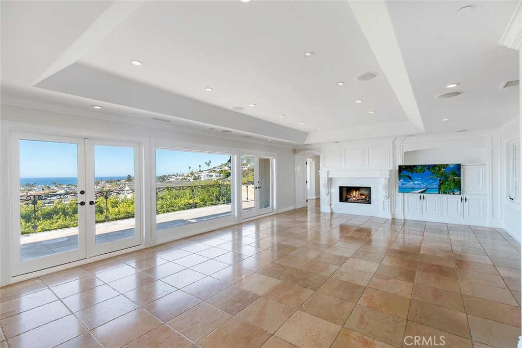 517 Emerald Bay Property Photo 12