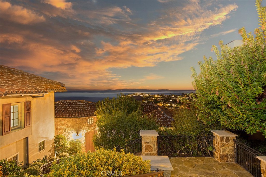 517 Emerald Bay Property Photo 41