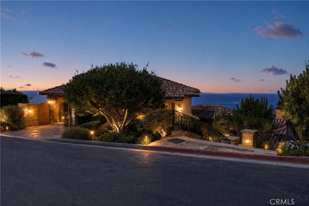 517 Emerald Bay Property Photo 47