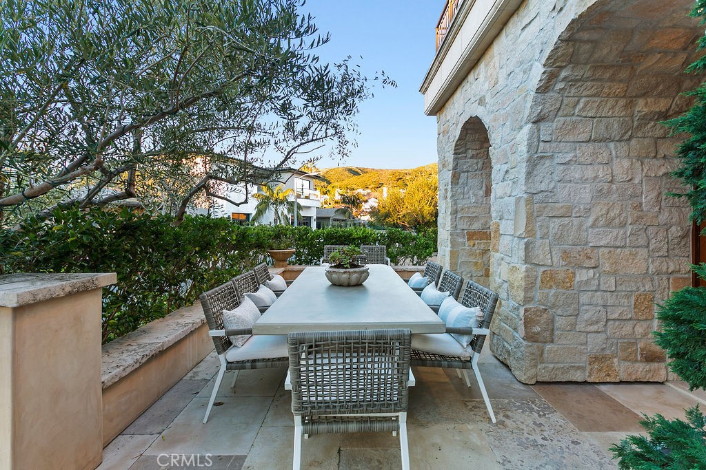136 Emerald Bay Property Photo 6