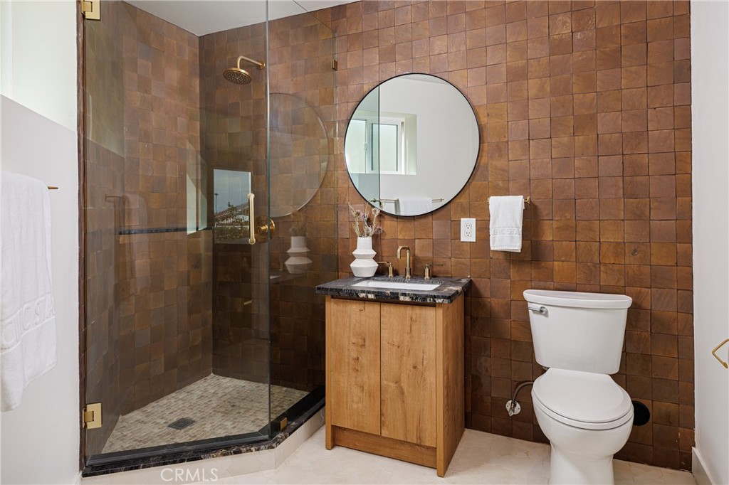 251 Highland Property Photo 18