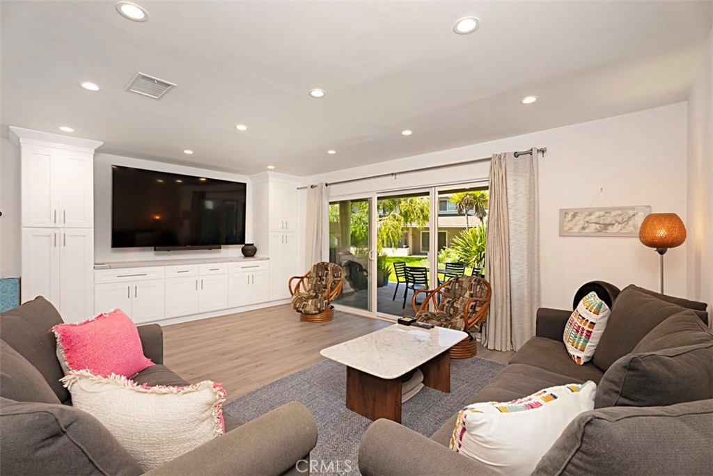 108 Blue Lagoon Property Photo 3