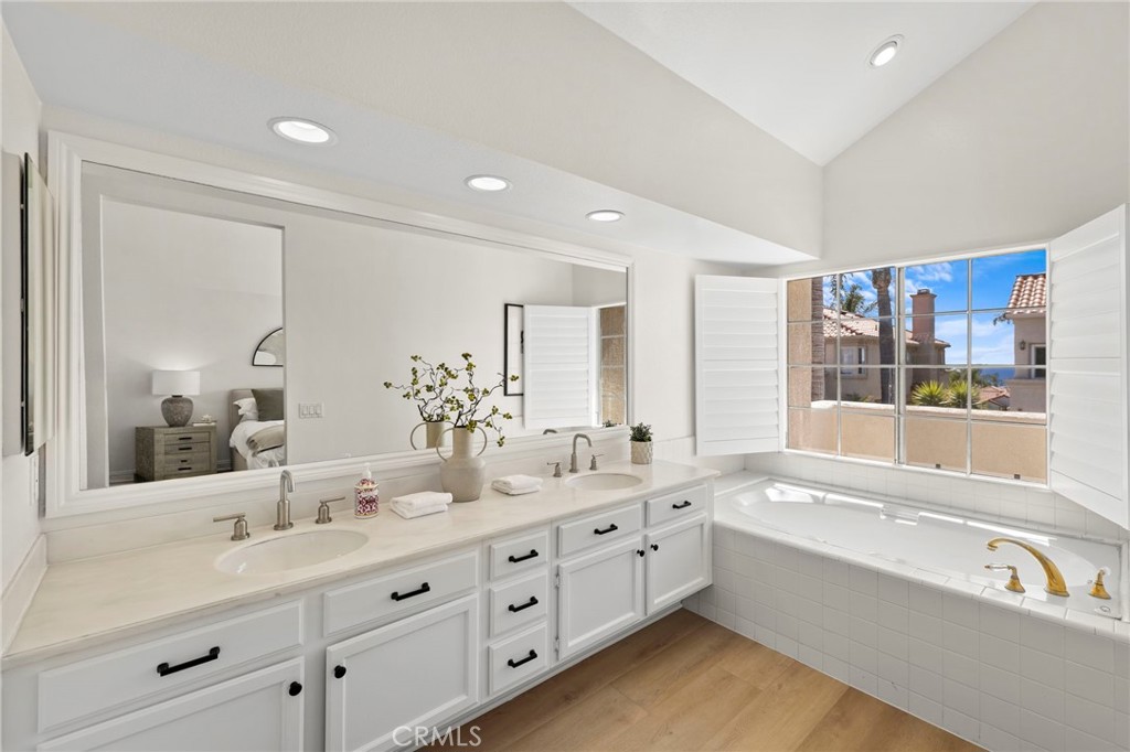 14 Saint Michael Property Photo 21