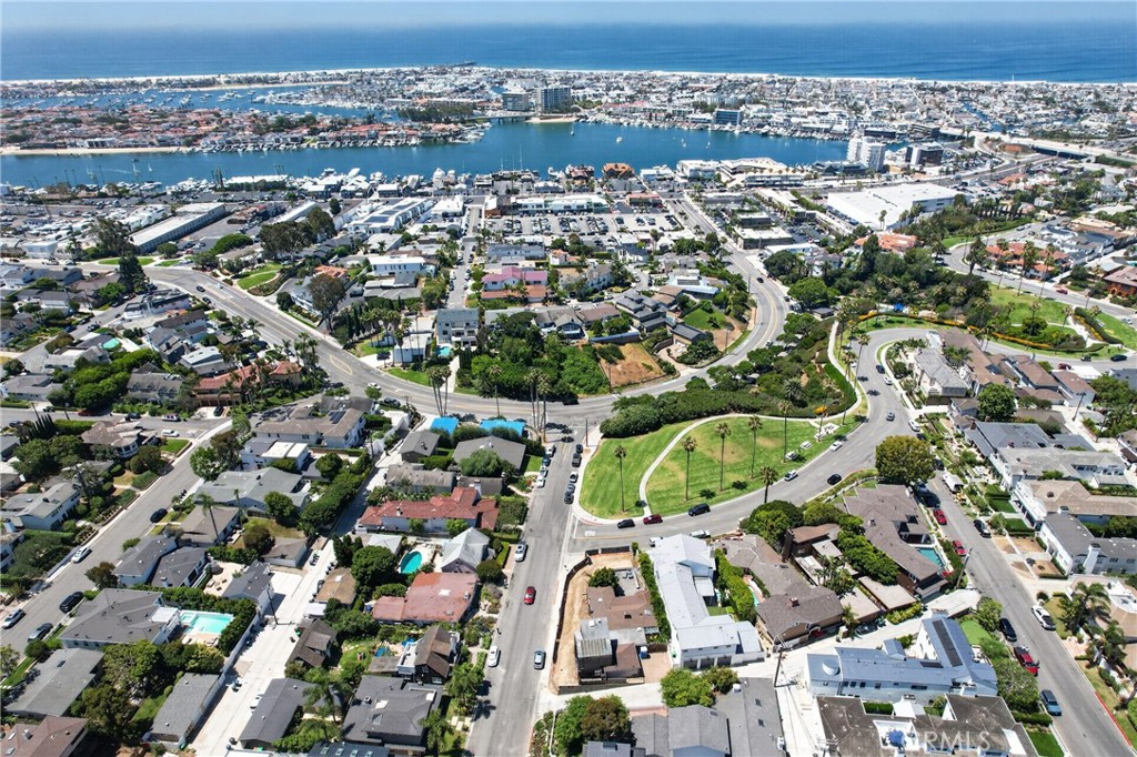 2700 Cliff Property Photo 15