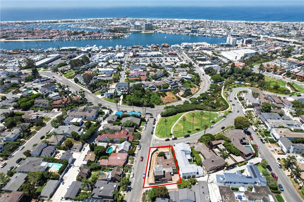 2700 Cliff Property Photo 16