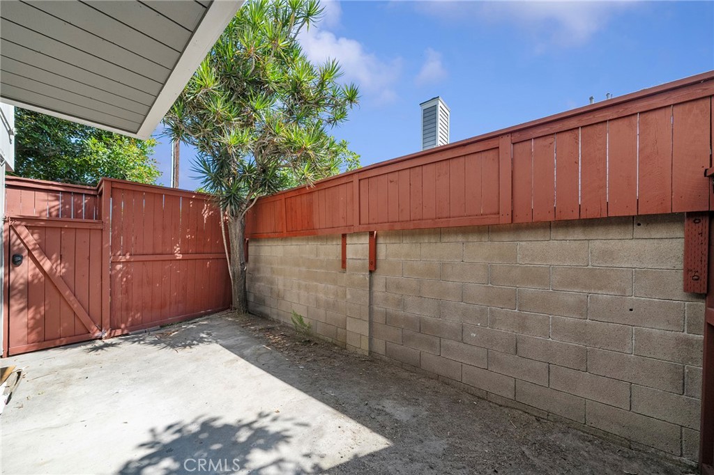 15732 S B A Property Photo 13