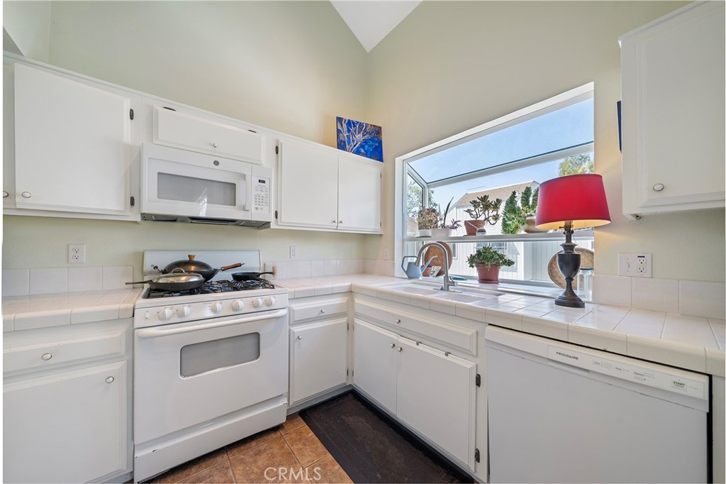 15732 S B A Property Photo 24