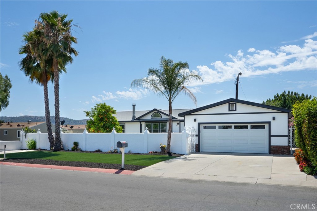 261 Las Brisas Circle Property Photo 1