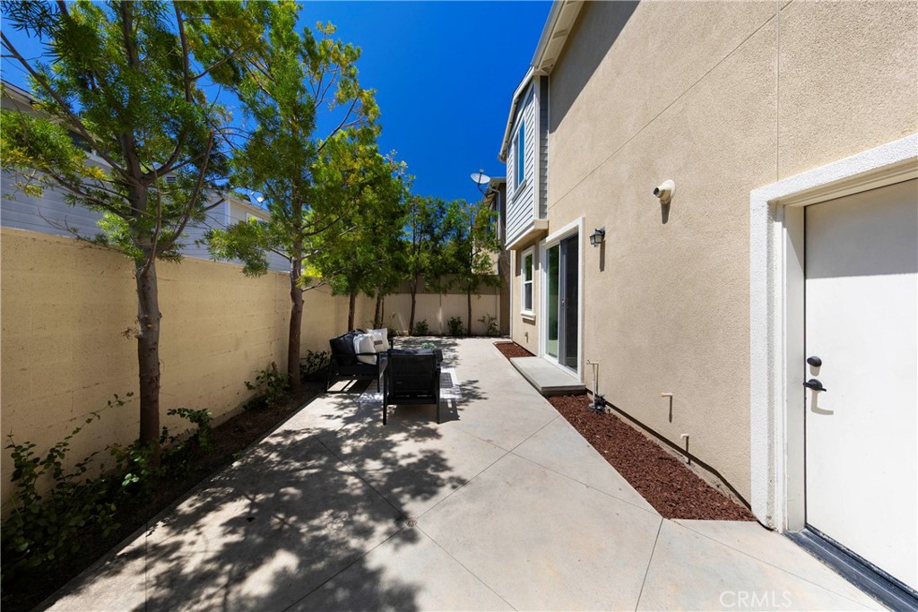 385 N Avelina Way Property Photo 23