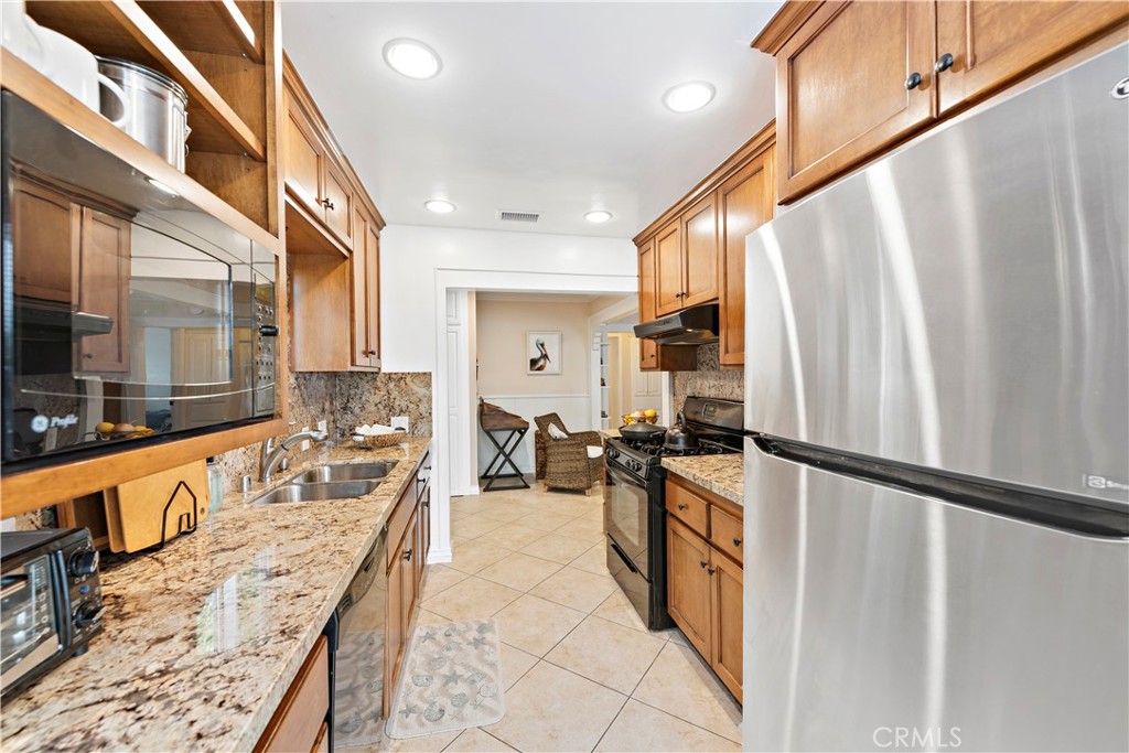 1466 Randall Way Property Photo 21