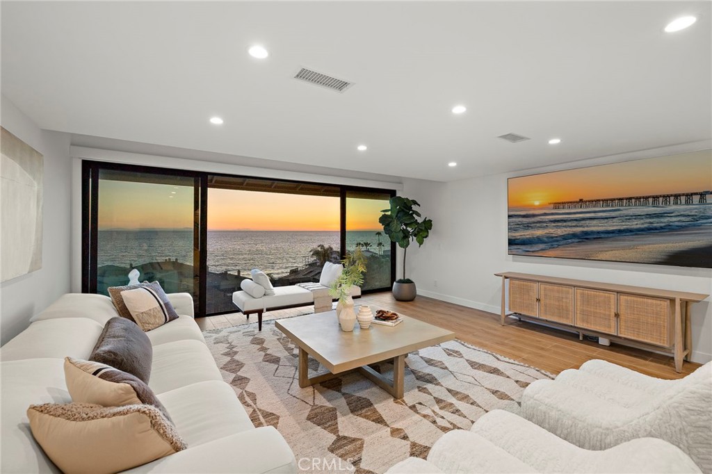 37 Blue Lagoon Property Photo 1
