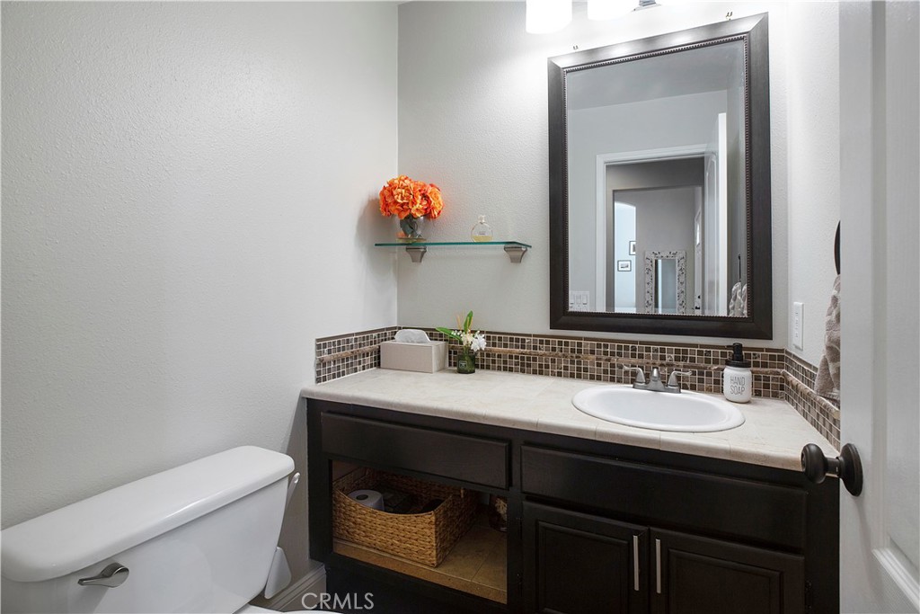 37 Mira Mesa Property Photo 9