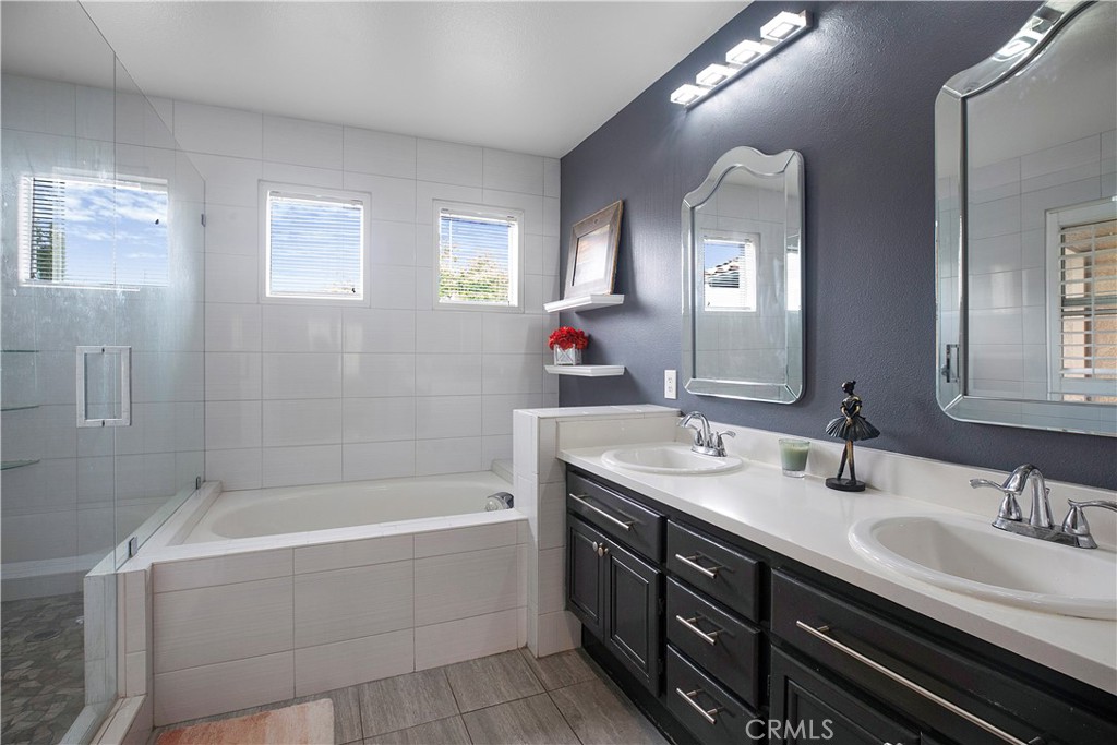 37 Mira Mesa Property Photo 23